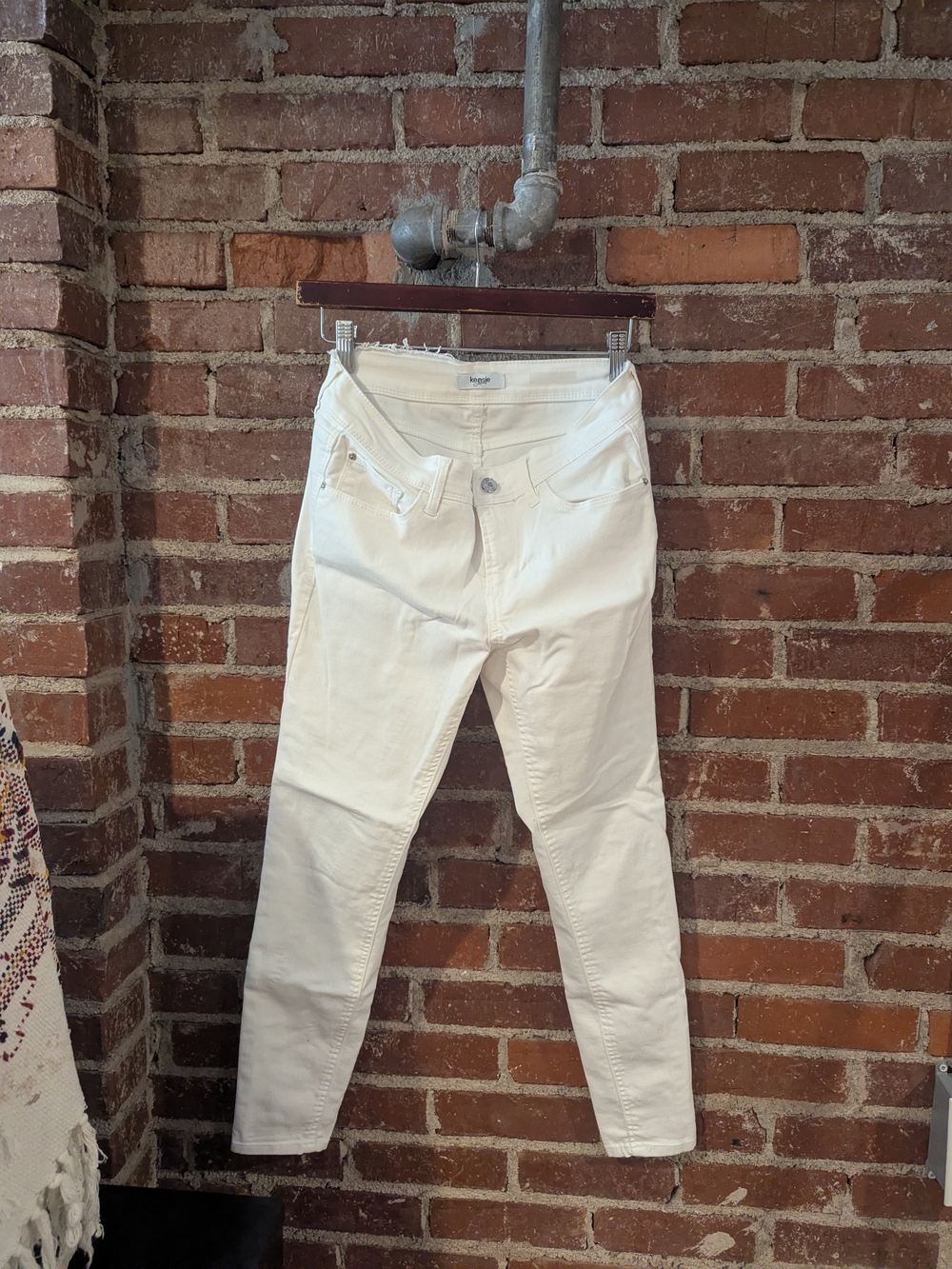 Kensie White Skinny Jeans